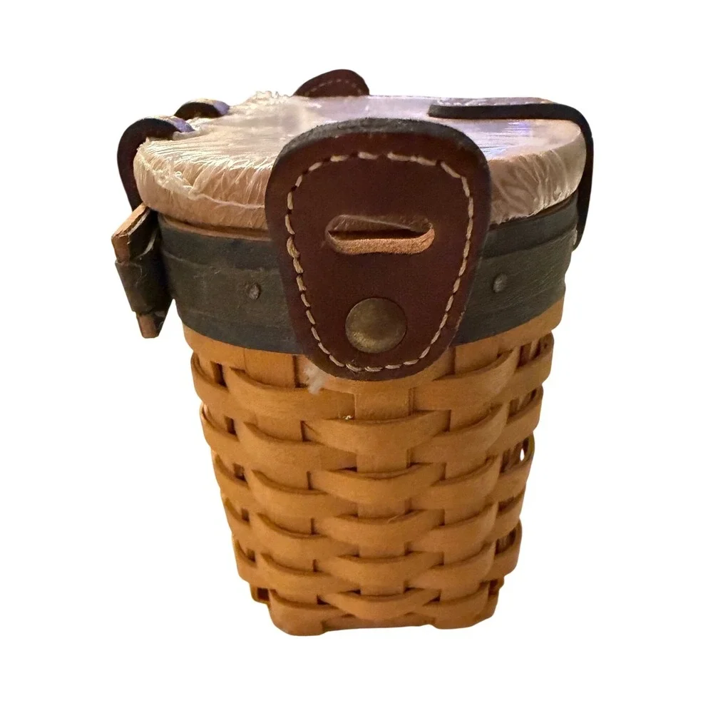 Longaberger 2000 Collector's Club Small Saddlebrook Basket‎ Purse (No Strap)